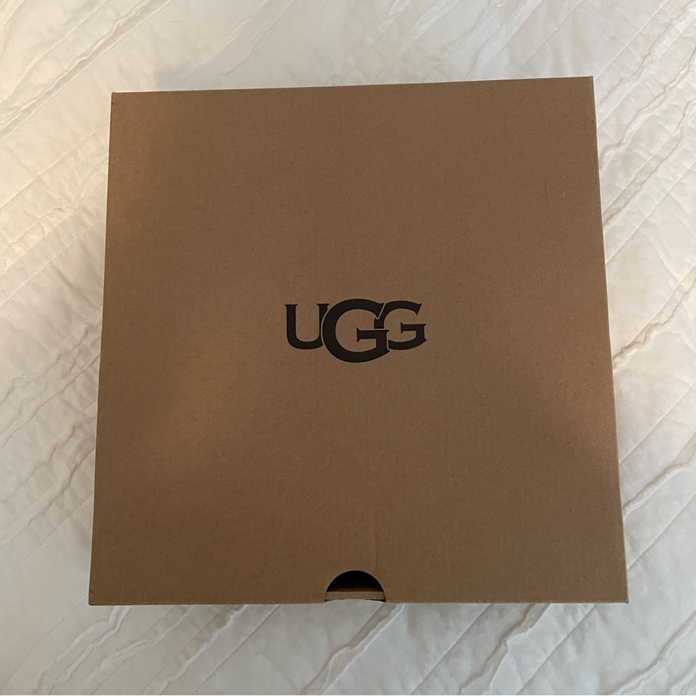 NWT UGG Chevonne Rain Boots - Red - Picture 2 of 7